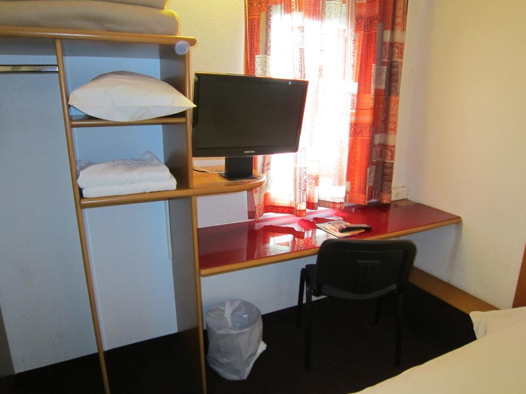 Quick Palace Nantes La Beaujoire Exterior photo A room at the hotel