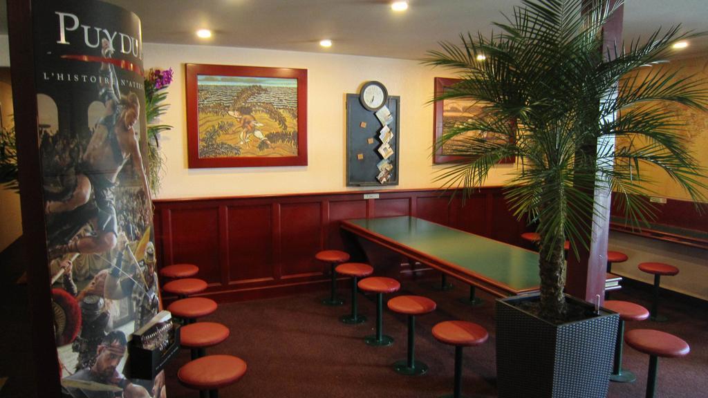 Quick Palace Nantes La Beaujoire Exterior photo Interior of a typical restaurant
